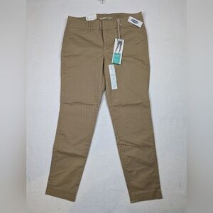 Old Navy Women's Pixie Chino  Ankle Length Pants